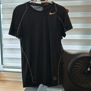 Nike Pro Men’s Small Dri Fit Fitted Tshirt